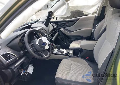 2020 Subaru Forester Premium z USA, uszkodzony, nr VIN JF2SKAJC2LH526378